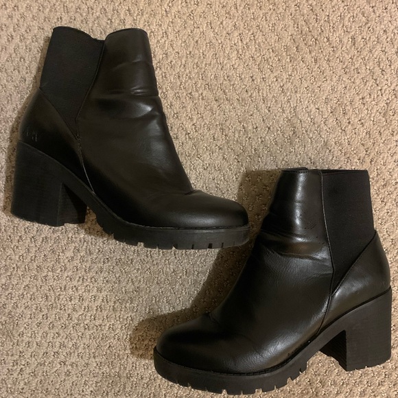 Matt & Nat MONTREAL Vegan Black Boots - Picture 2 of 12